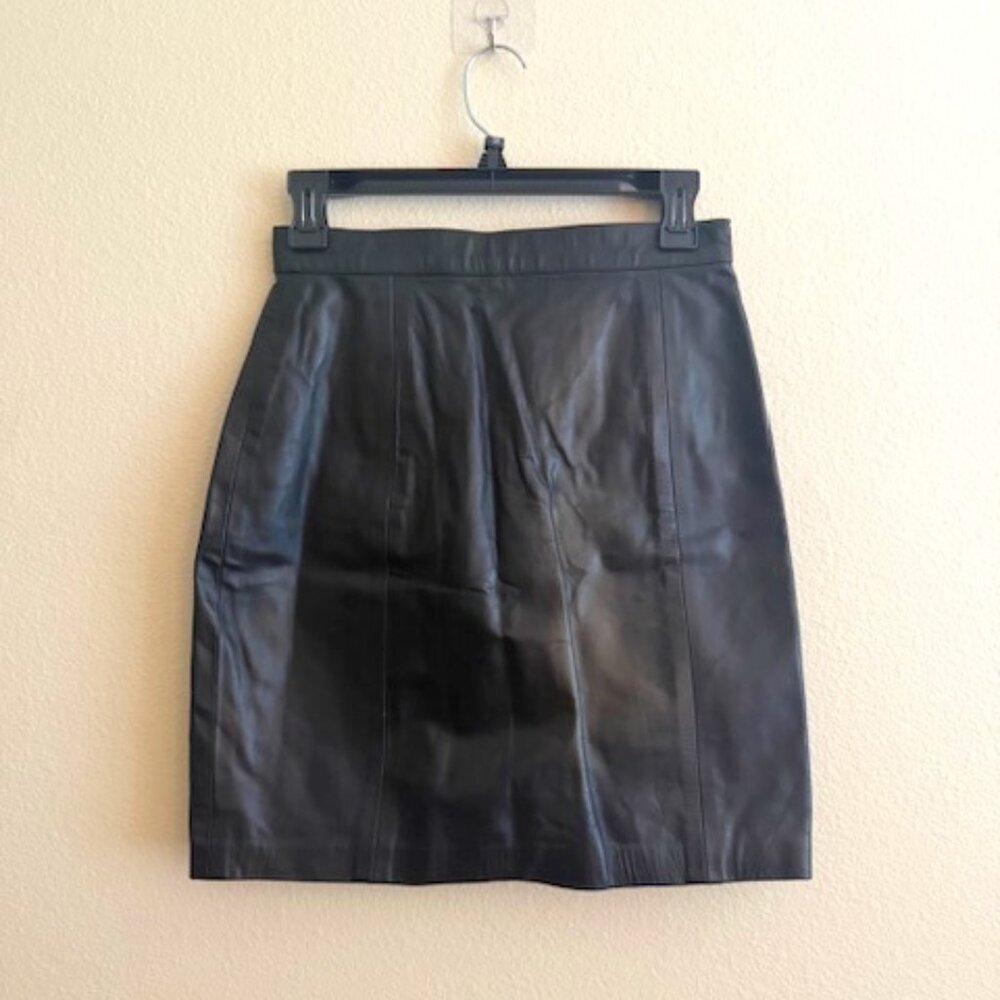 Vintage 80s Wilson’s Leather Black Leather Miniskirt Size 8
